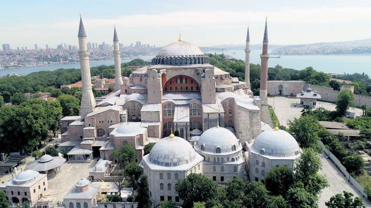 AYASOFYA CAMİ OLARAK İBADET VERECEK