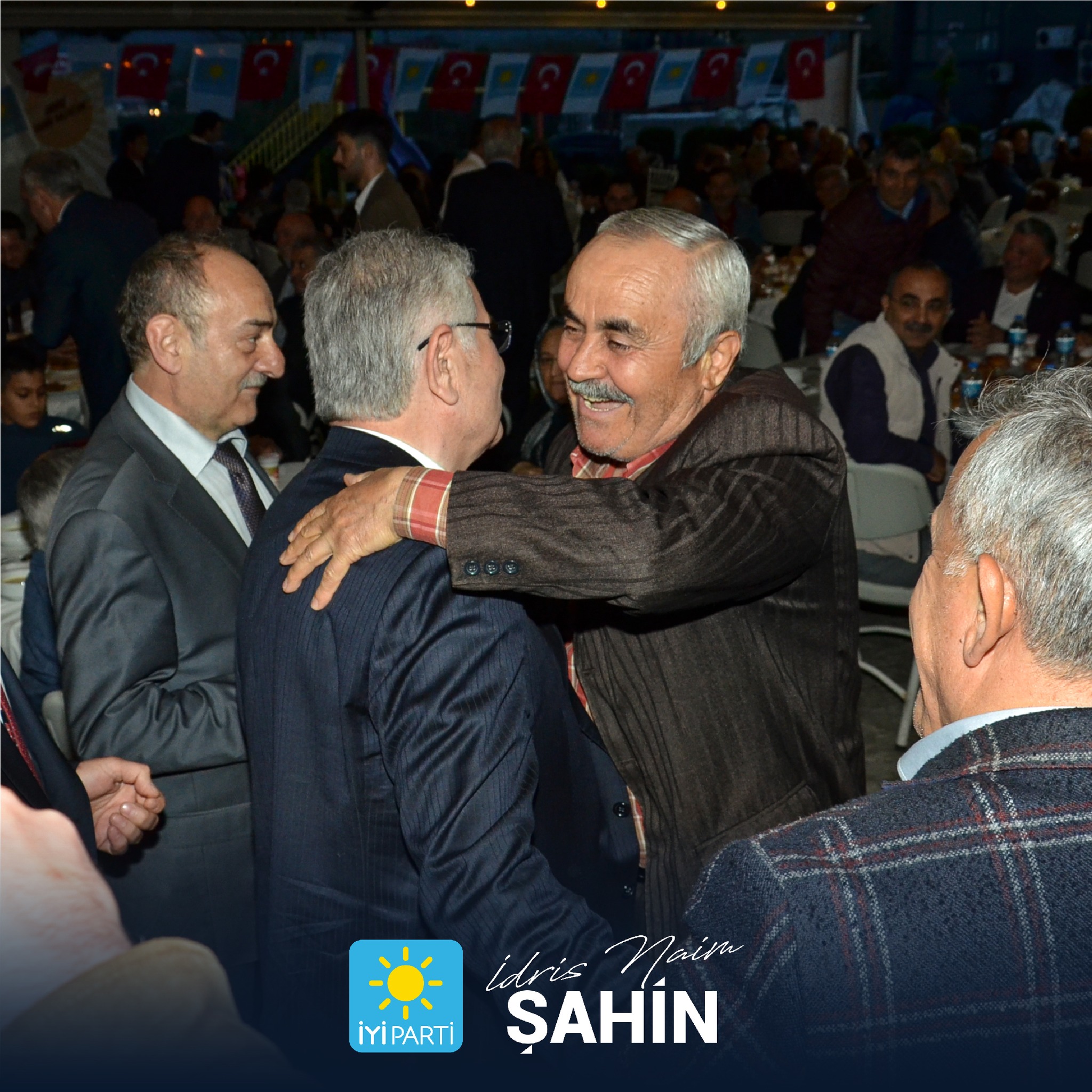 İdris Naim Şahin, Ünye Fatsa'da coşkuyla karşılandı