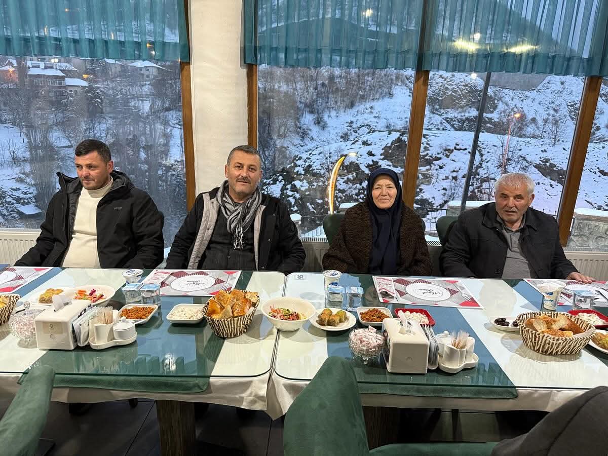 MESUDİYE EMEK TİCARET ÇALIŞANLARI İFTARDA BULUŞTU