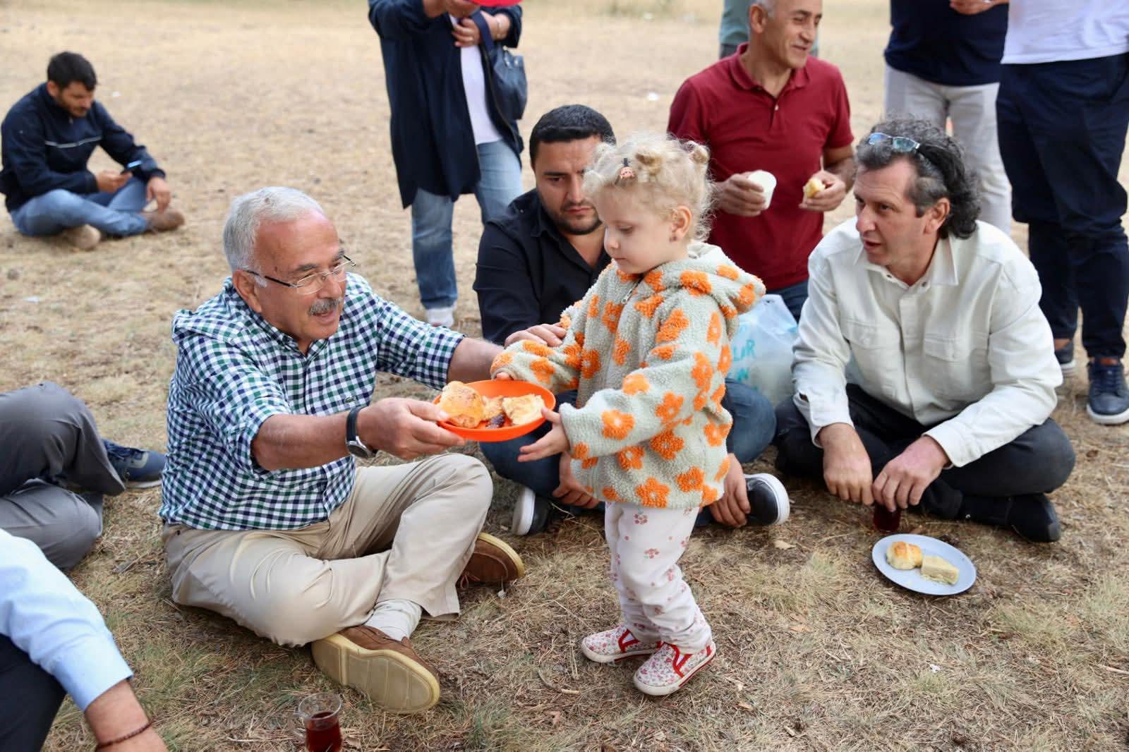 OBB BAŞKANI HİLMİ GÜLER MESUDIYE'DE OBB BAŞKANI HİLMİ GÜLER MESUDIYE'DE
