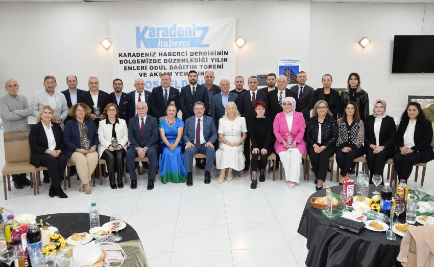 KARADENİZ BÖLGESİ’NDE YILIN EN’LERİ ÖDÜLLERİ GÜMÜŞHANE’DE SAHİPLERİNE VERİLDİ