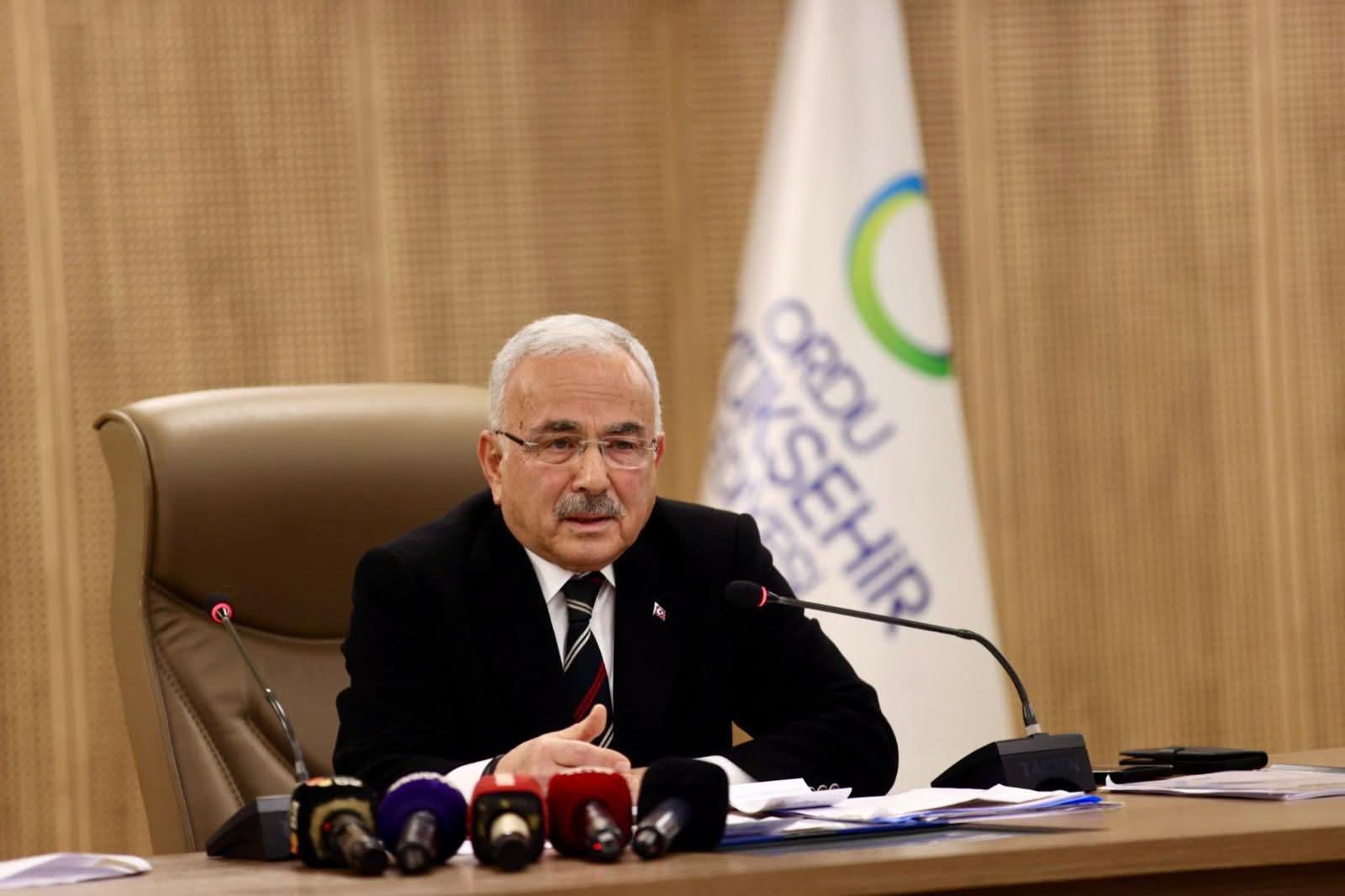 BAŞKAN GÜLER, “GÖNDELİÇ TÜRKİYE’NİN EN BÜYÜK KAYAK MERKEZİ OLACAK”