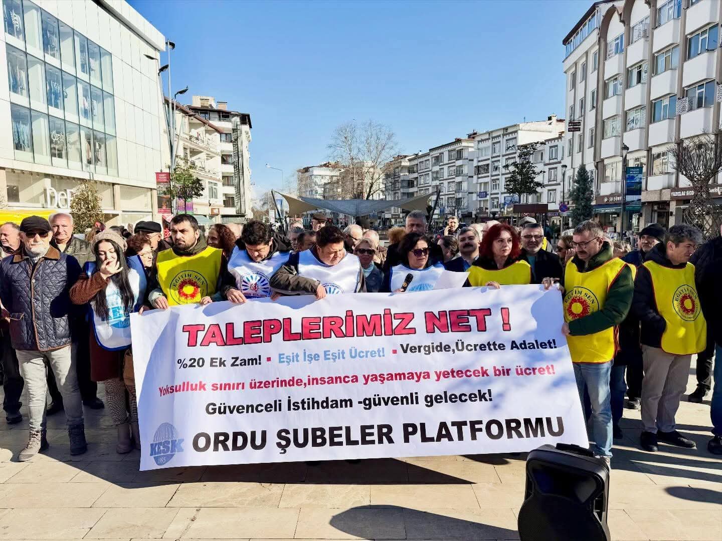 KESK ORDU PLATFORMUNDAN EŞİT İŞE EŞİT ÜCRET EYLEMİ