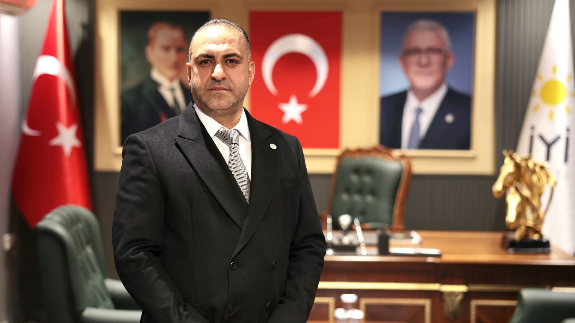 İYİ PARTİ ORDU İL BAŞKANI FATİH TİTİZ: "BU BİR OPERASYON, FİYAT 320 LİRA OLMALI" İYİ PARTİ ORDU İL BAŞKANI FATİH TİTİZ: "BU BİR OPERASYON, FİYAT 320 LİRA OLMALI"
