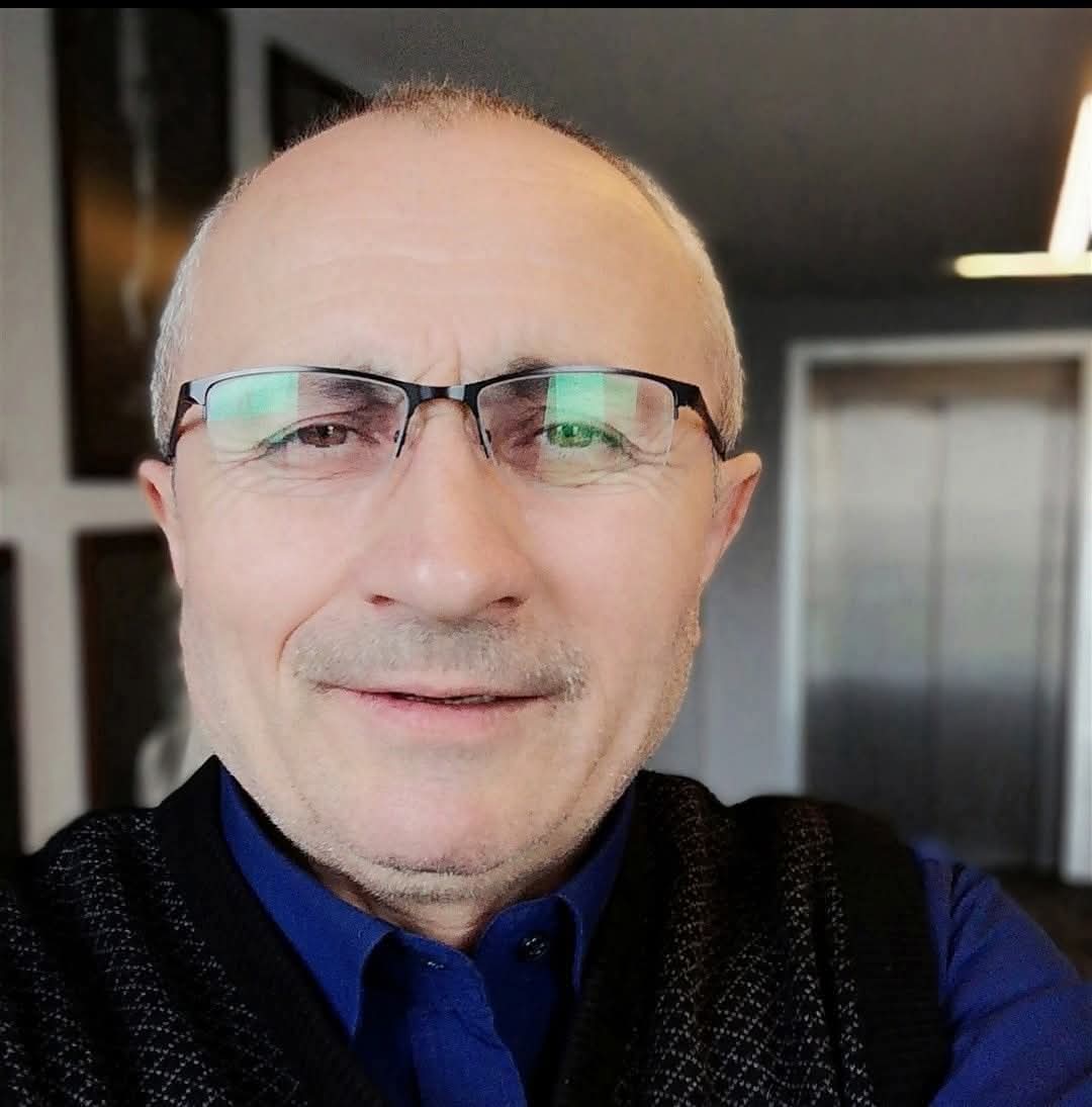 SERVİSÇİ ADEM ÖZMEN GAZETE ABONELİĞİNİ YENİLEDİ SERVİSÇİ ADEM ÖZMEN GAZETE ABONELİĞİNİ YENİLEDİ