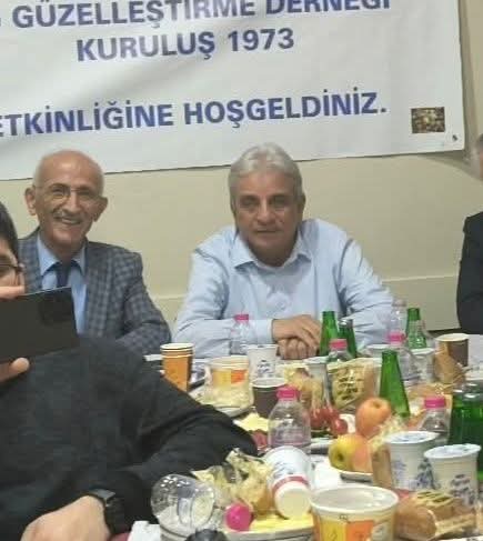 BANKA MÜDÜRÜ HİKMET ÜNALAN, MEMLEKETİNİN GAZETESİNE DESTEĞİNİ DEVAM ETTİRDİ