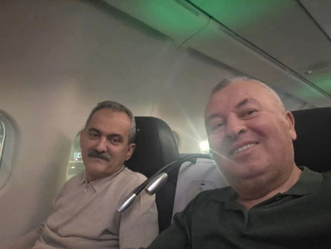 CHP'Lİ ENGİNYURT VE AK PARTİLİ MAHMUT ÖZER KOLKOLA