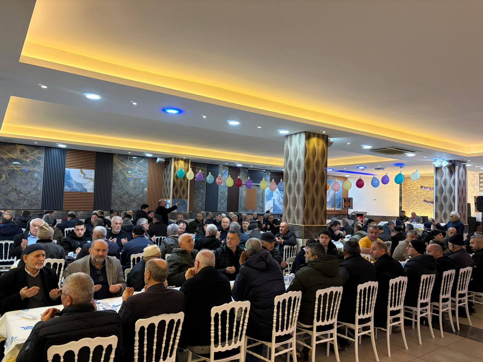 DEREBAŞI DERNEĞİ İFTARINA YOĞUN İLGİ